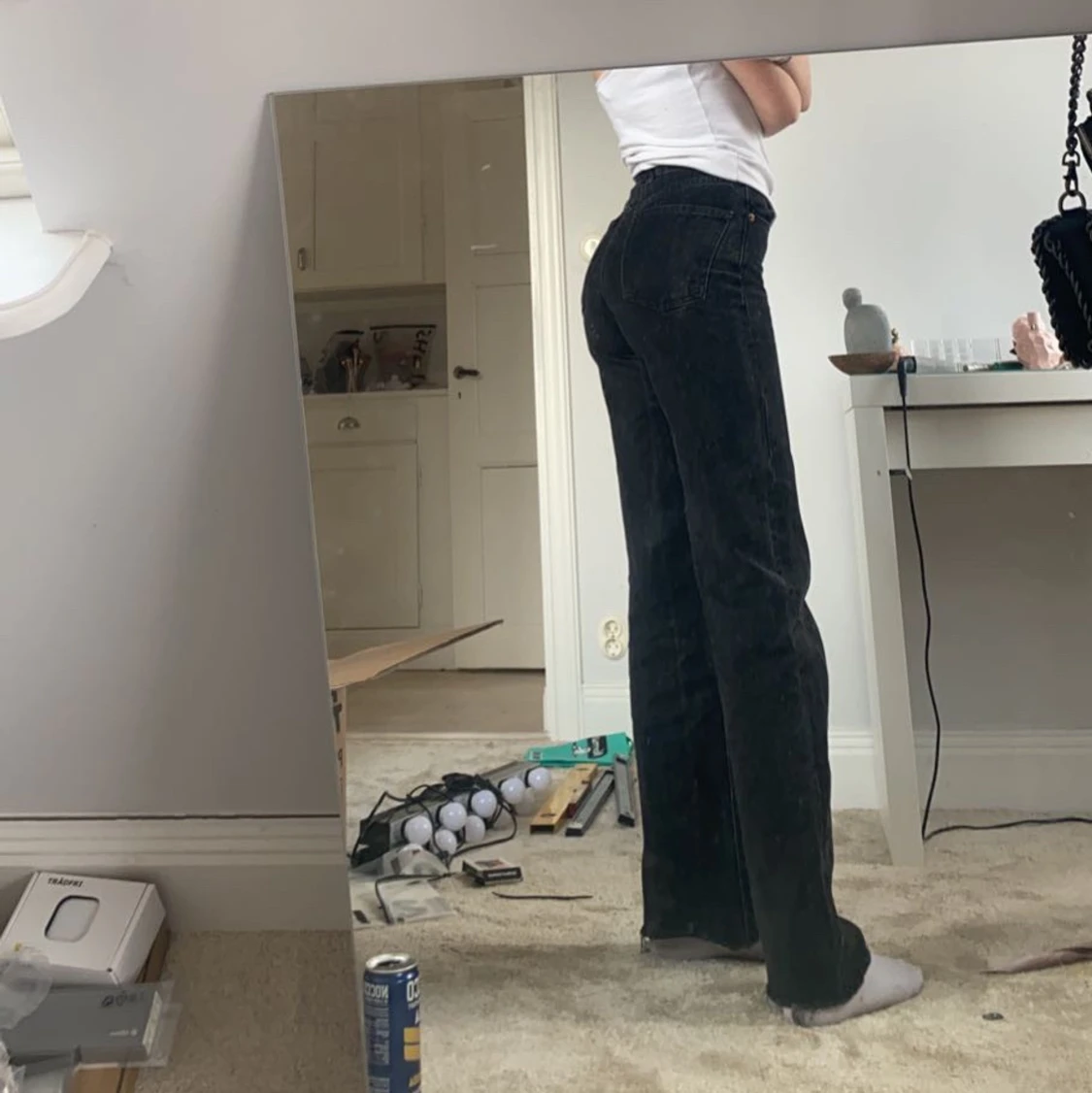 Svarta/mörkgrå jeans - 90