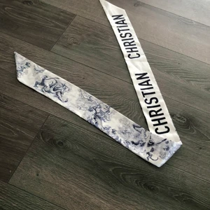 Dior twilly  - Silke 