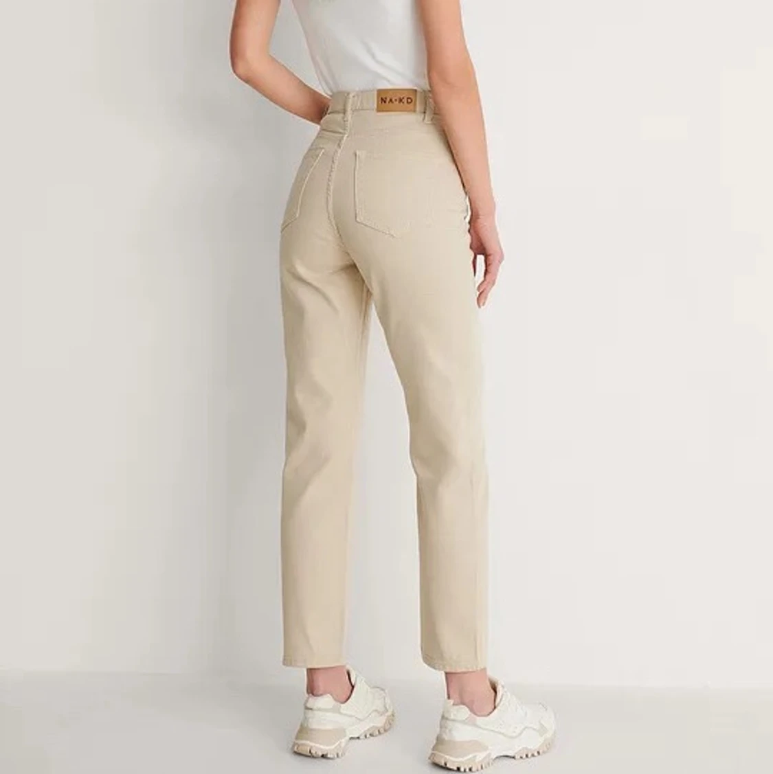 NA-KD beiga jeans - 90