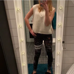 Stronger tighst - Säljer pga använder inte, sparsamt använda. finns inget mer o säga