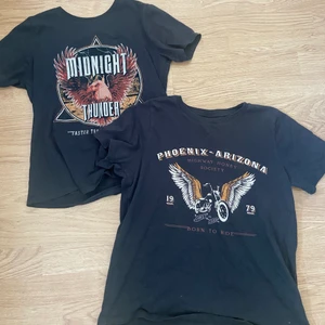 Gina tricot, två t-shirtar med tryck  - Svart, Ena storlek xs och andra s, väldigt fina. Båda orginal priset 150 för en men en t-shirt 50 kr för er