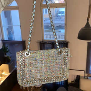 Väska - Ryms rätt mycket i. Ordinare pris 499kr