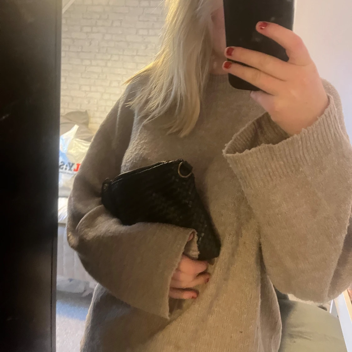 Beige stickad tröja - 90