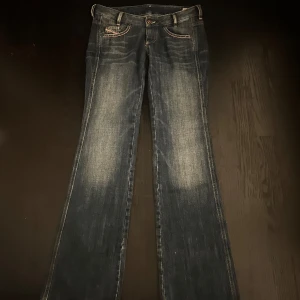 Diesel jeans 💓💓 - Skit snygga diesel jeans, säljer för att de inte passar!!🤗🤗