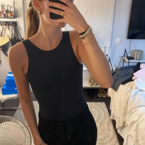 Body - Från hm, aldrig använd 🥰