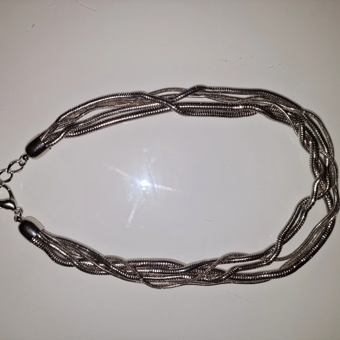 Flätat silverfärgat halsband - 90