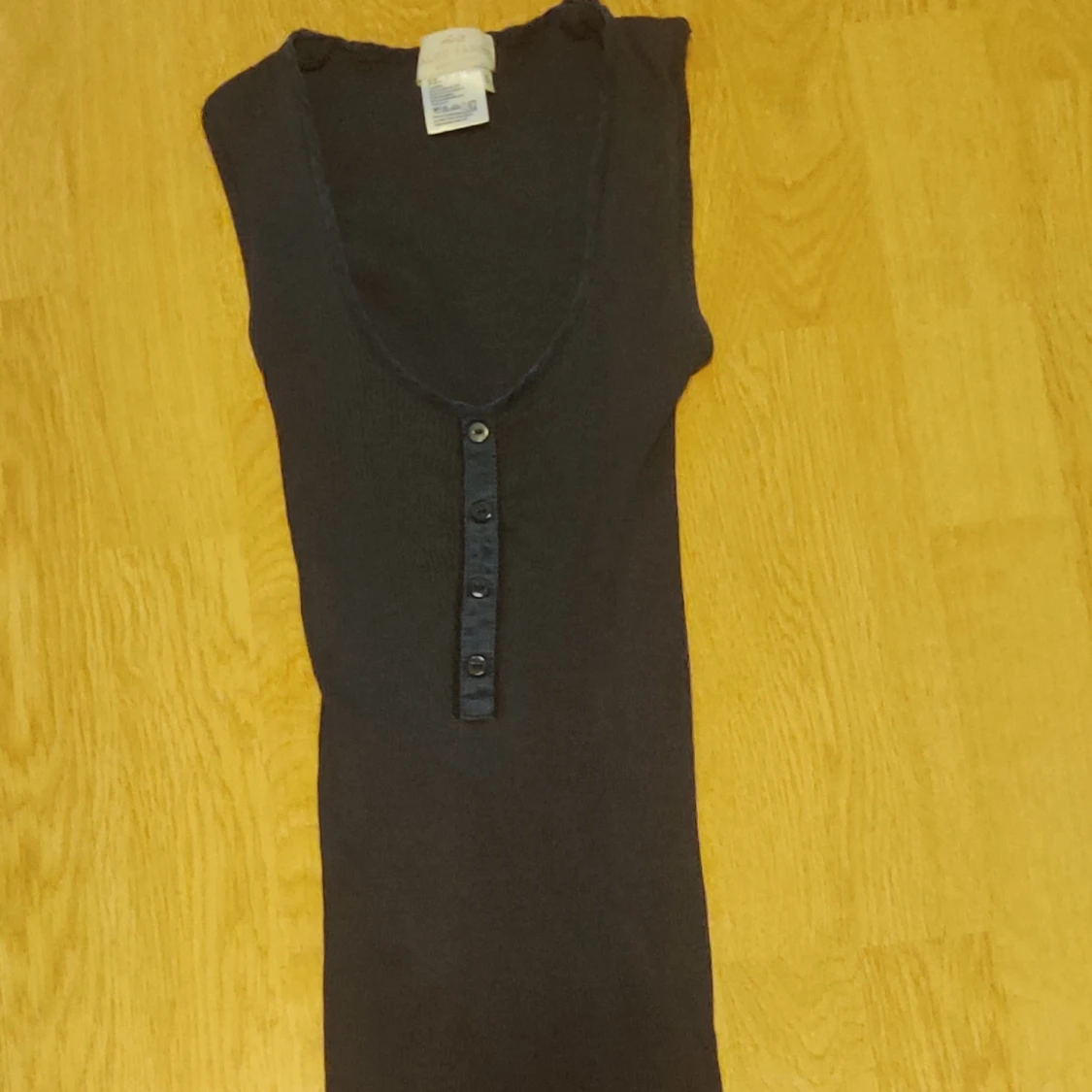 Mörkblå ribbad linnetopp - 90