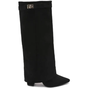 Boots  - Supersnygga fold över boots i mocka med detalj på utsidan, de är slutsålda i storlek 39. Liknar givenchy boots, oanvända och kommer i helt ny paketering✨❤️‍🔥❤️‍🔥