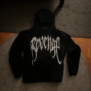 Revenge Playboy hoodie - Revenge x playboy hoodie ❄️ Fraktar hela sverige och möts i göteborg 9/10 skick🙏 Storlek M‼️