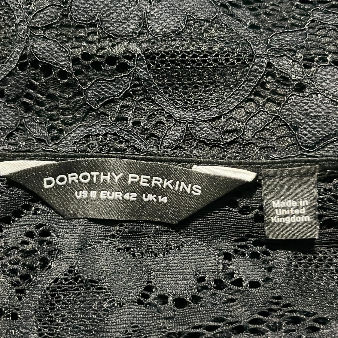 Svart spetsklänning från Dorothy Perkins - 90