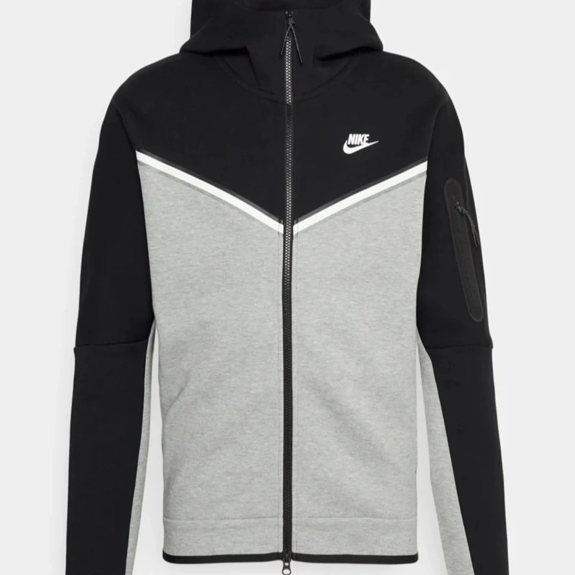 Nike tech fleece grå svart skriv för fler bilder