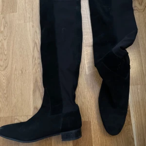 Mocka High knee stövlar  - Jätte fina äkta  mocka stövlar st 38  