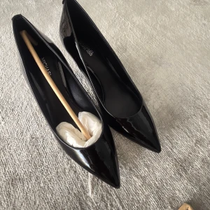 Michel Kors skor - Använd en gång, storlek 37