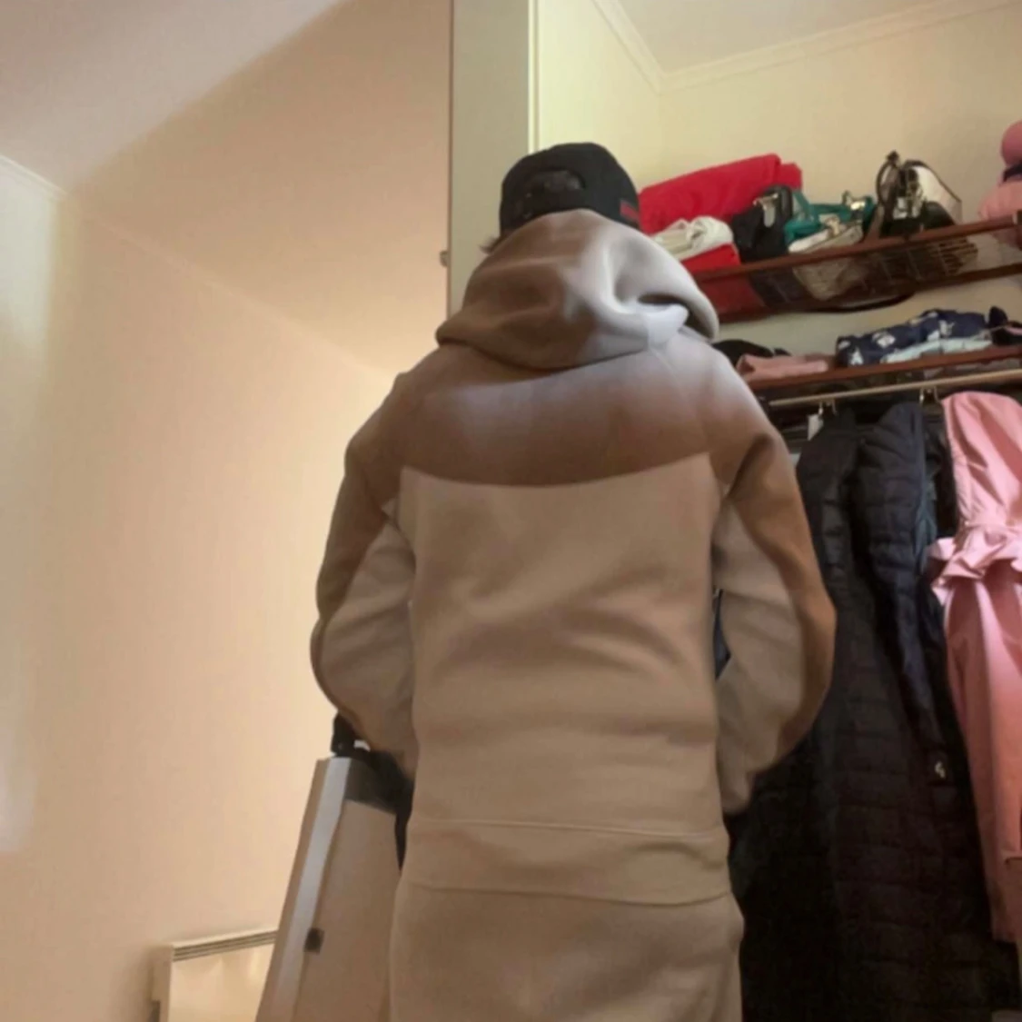 Vit & Beige Nike Tech Dress  - 90