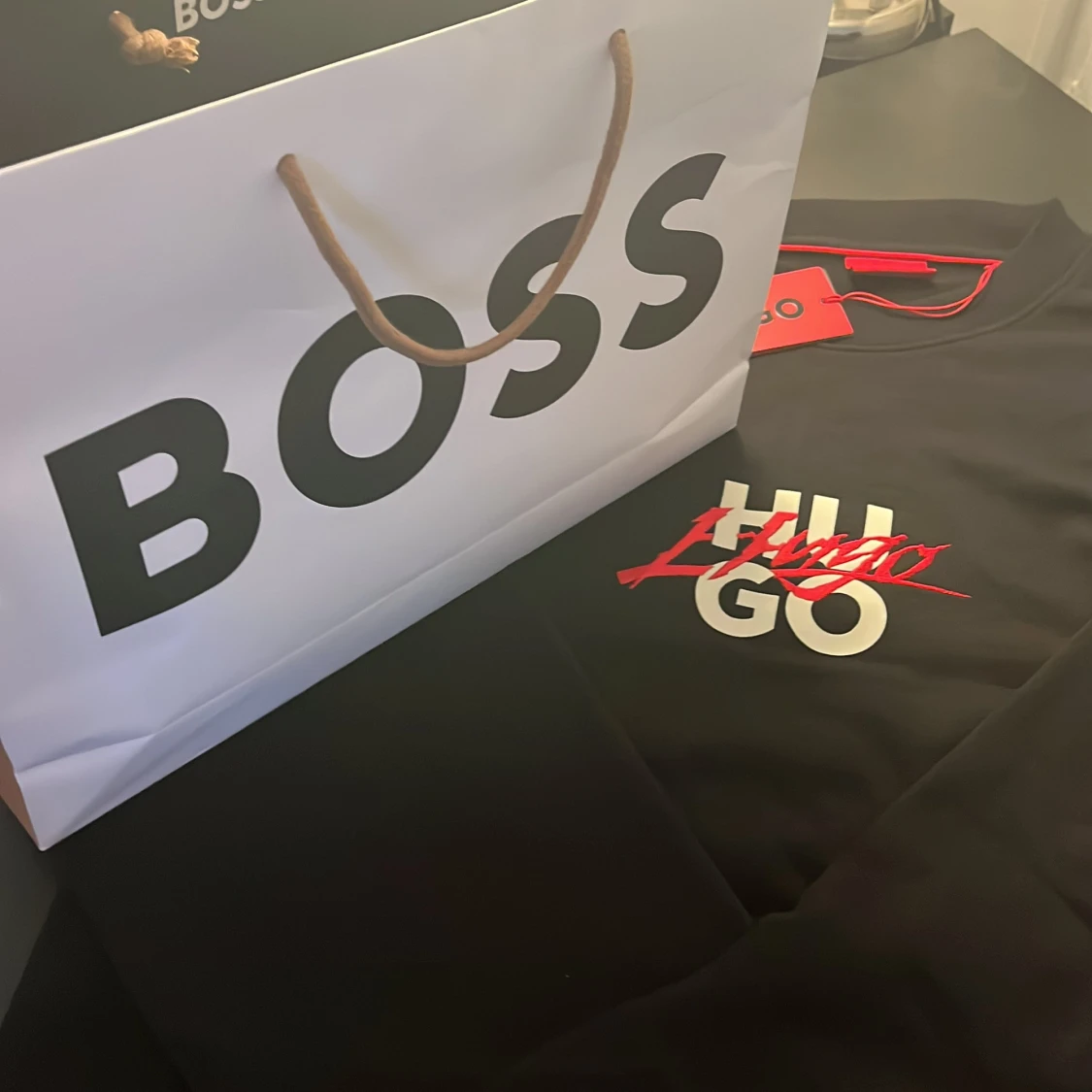 Svart tröja från Hugo Boss storlek Xl  - 2