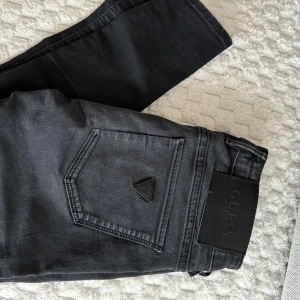 Flera olika byxor och jeans  - Helt nya byxor och jeans 