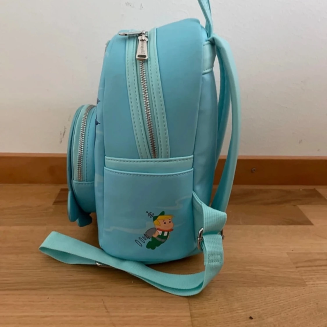 Blå ryggsäck med Jetsons-motiv från Loungefly - 2