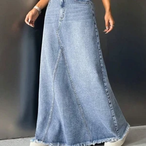  jeanskjol  - Jeanskjol / Denim kjol. Helt ny, aldrig använd🩵 Storlek M🩵