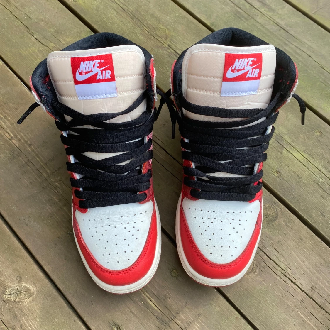 Nike Air Jordans spiderverse - 1