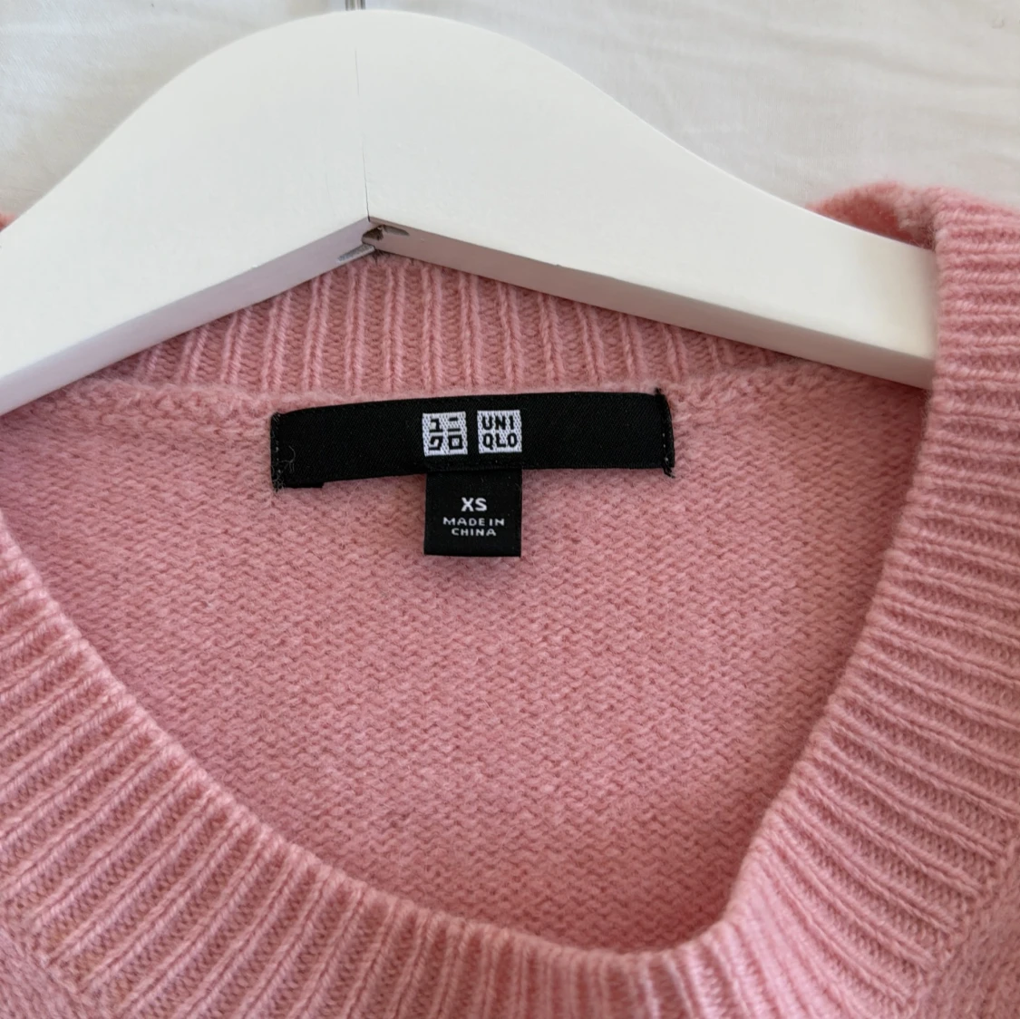 Rosa stickad tröja från Uniqlo - 2