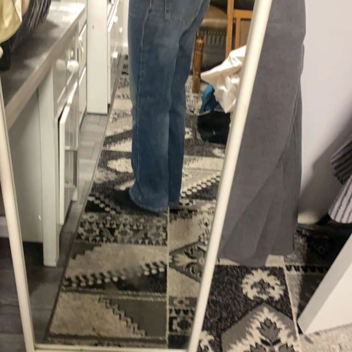 Blå jeans i bra skick - 90