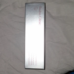 Swiss Clinic  - Swiss Clinic misellar cleansing gel. Ny oöppnad förpackning.