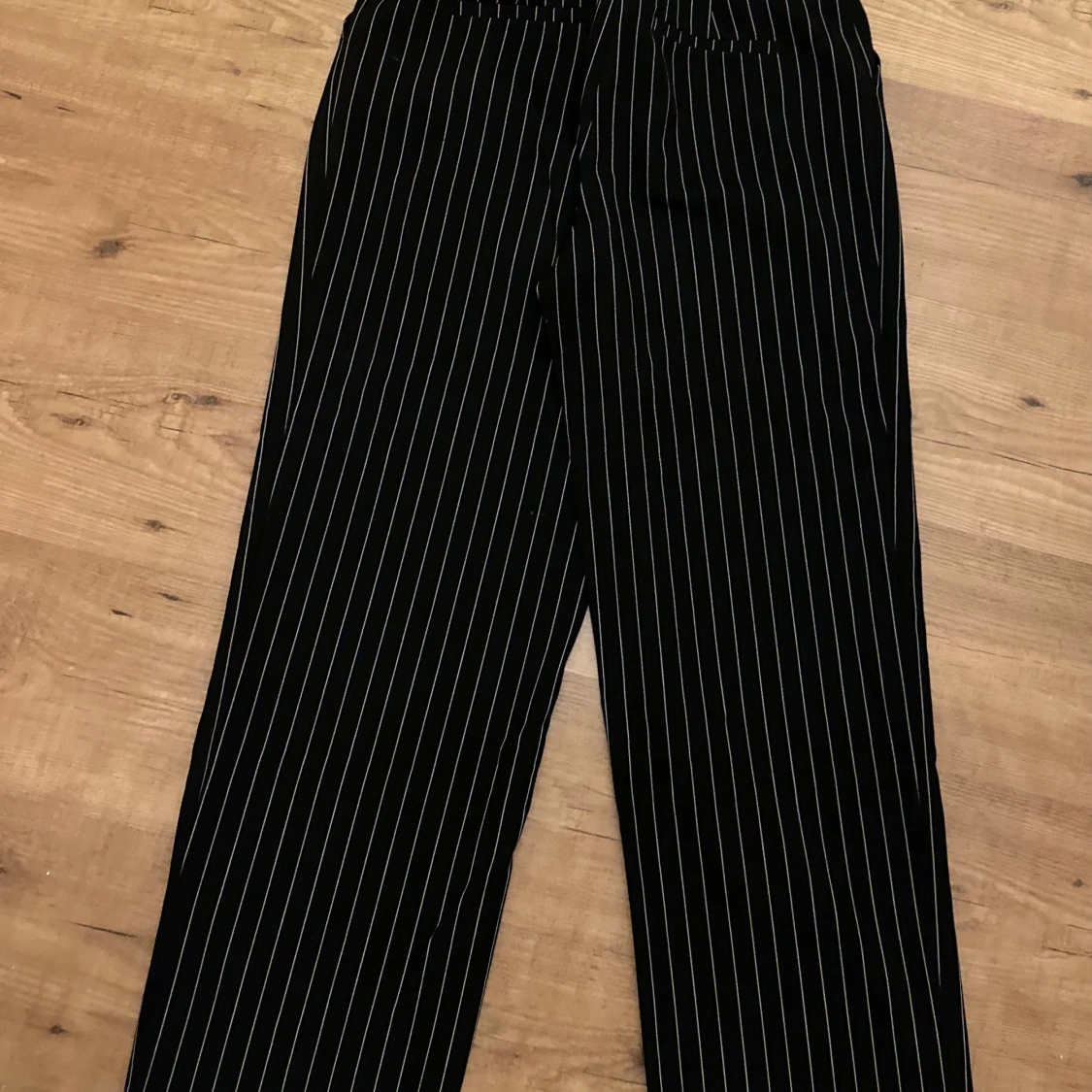 Randiga kostymbyxor  - 90