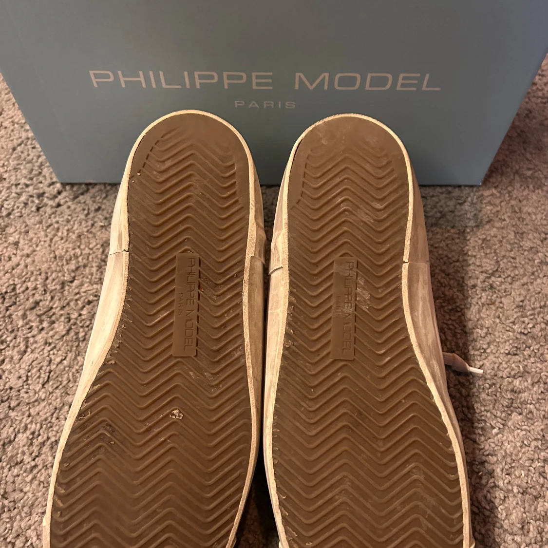 Philip model skor  - 91