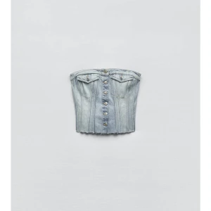 Zara jeanstopp - Säljer min fina jeanstopp från Zara, i nyskick💕 