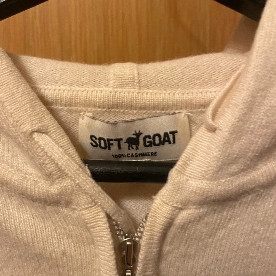 Soft goat hoodie  - 90