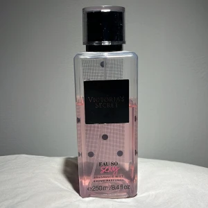 Victoria’s secret eau so sexy - Fragrance mist från Victoria’s secret. Mer än halva kvar