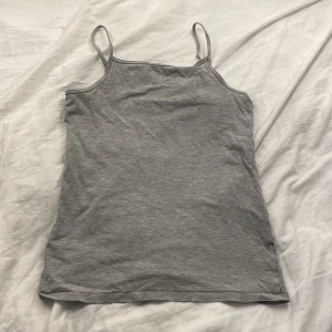 Grått linne - Köpt förra året#gråttlinne#grå