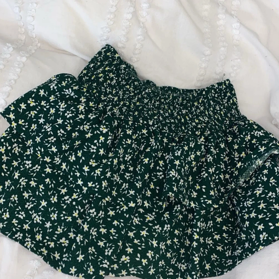Fin grön kjol från Zara 🙏🏼🙏🏼  - 91