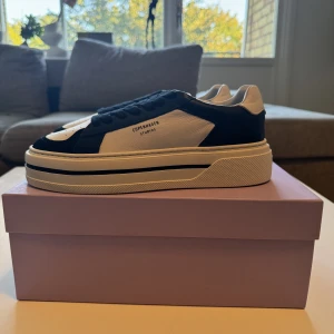 Copenhagen CPH181 - Sneakers - Oanvänd, i original emballage/förpackning. Original pris 2195kr. Kvitto finns