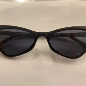 Solglasögon  - Solglasögon köpta ifrån shein 