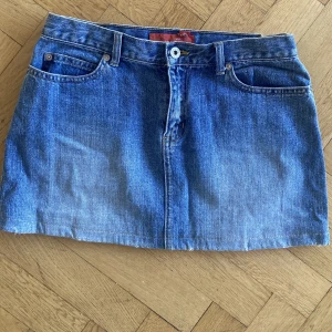 Kjol jeans  strl 36 - Jeans kjol Strl 36 Fint skick 