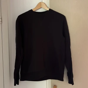 Acne crewneck - En schysst acne tröja 