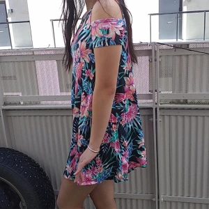 Floral dress - Söt kläning som inte kommer till användning.