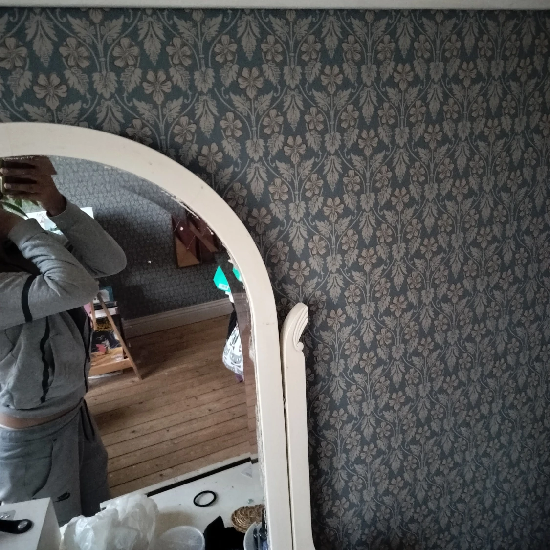 Grå hoodie från BOSS - 90