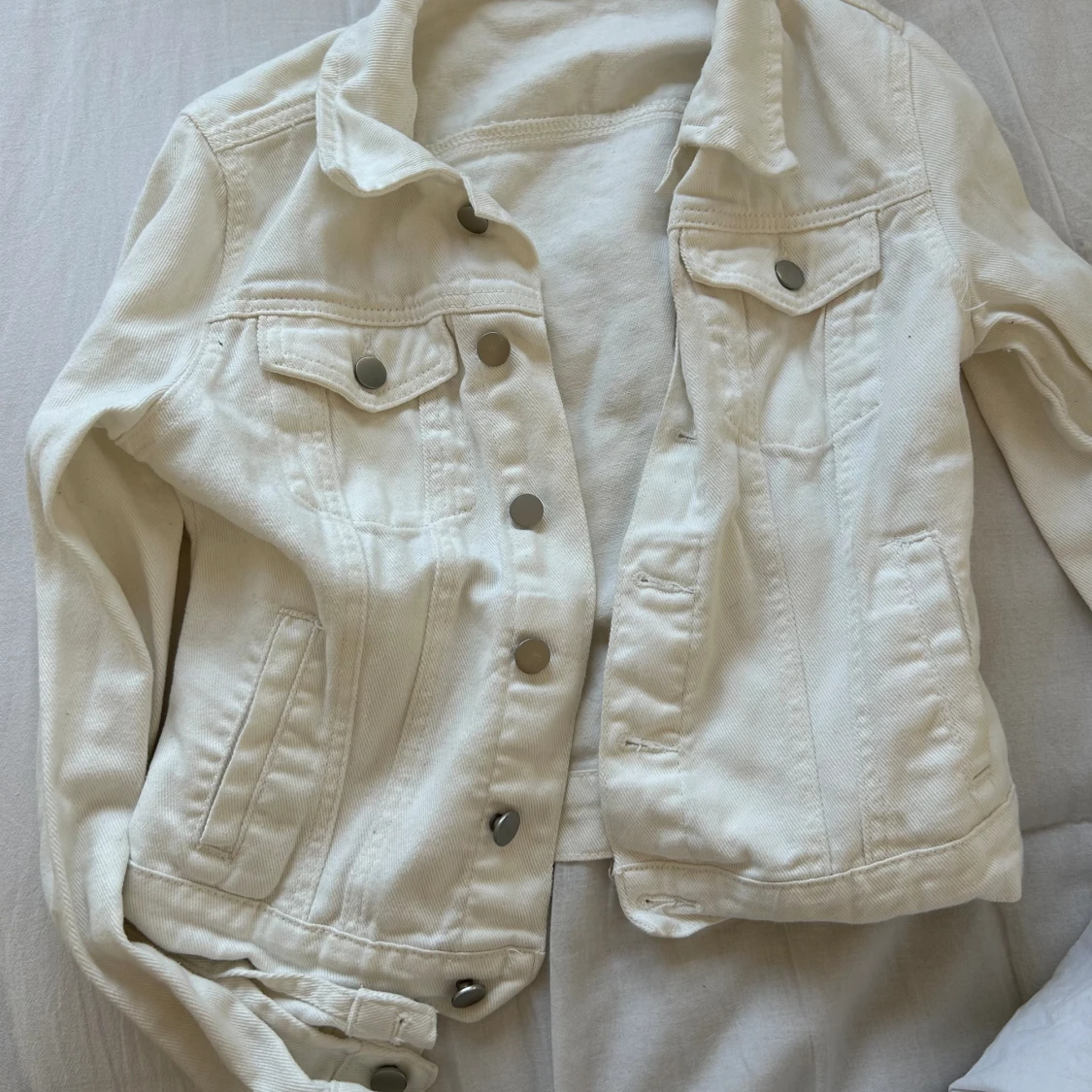 Vit jeansjacka xs - 90