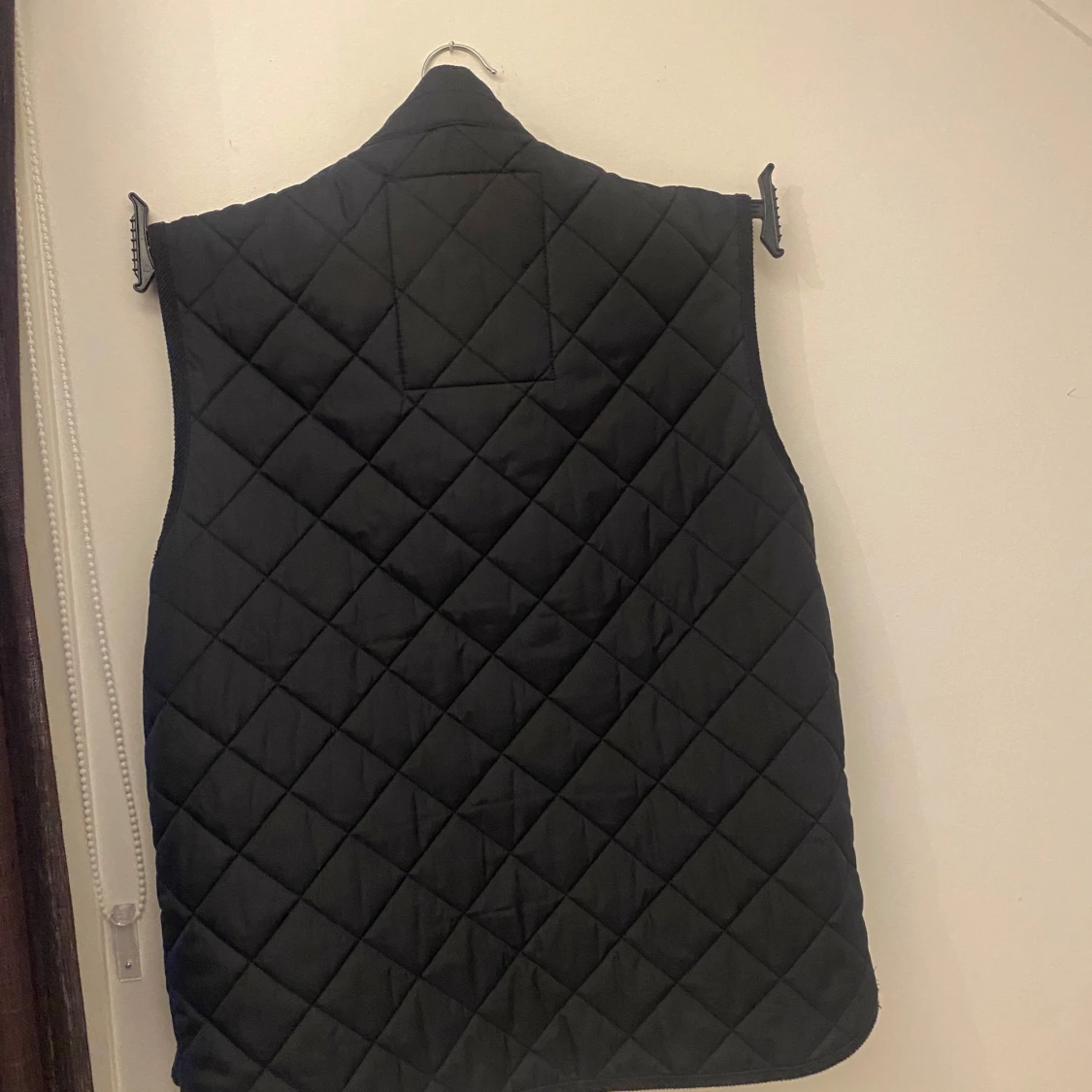 Svart quiltad väst från Morris - 91