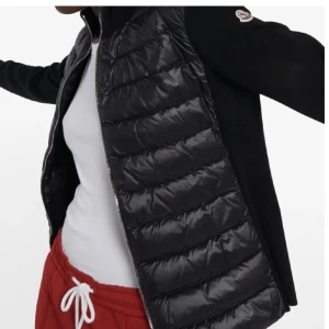 Moncler cardigan - Moncler cardigan i strl M