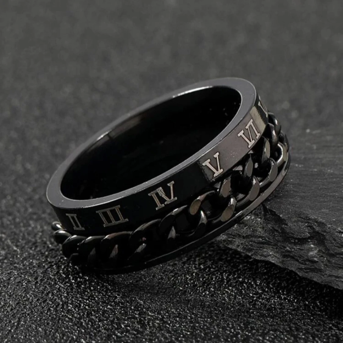 Svart ring med romerska siffror - 90