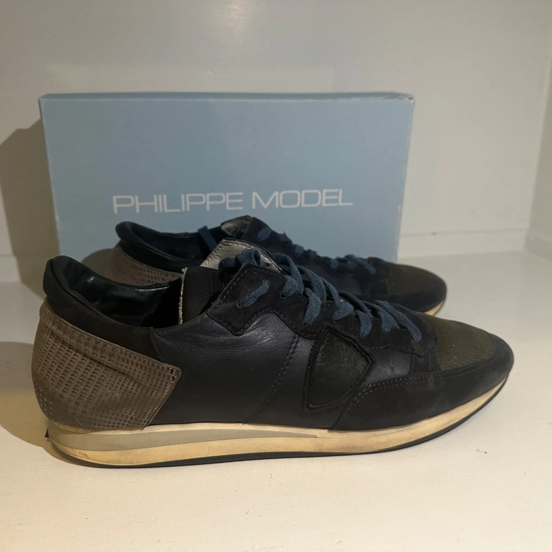 Philippe Model sneakers storlek 44 - 92