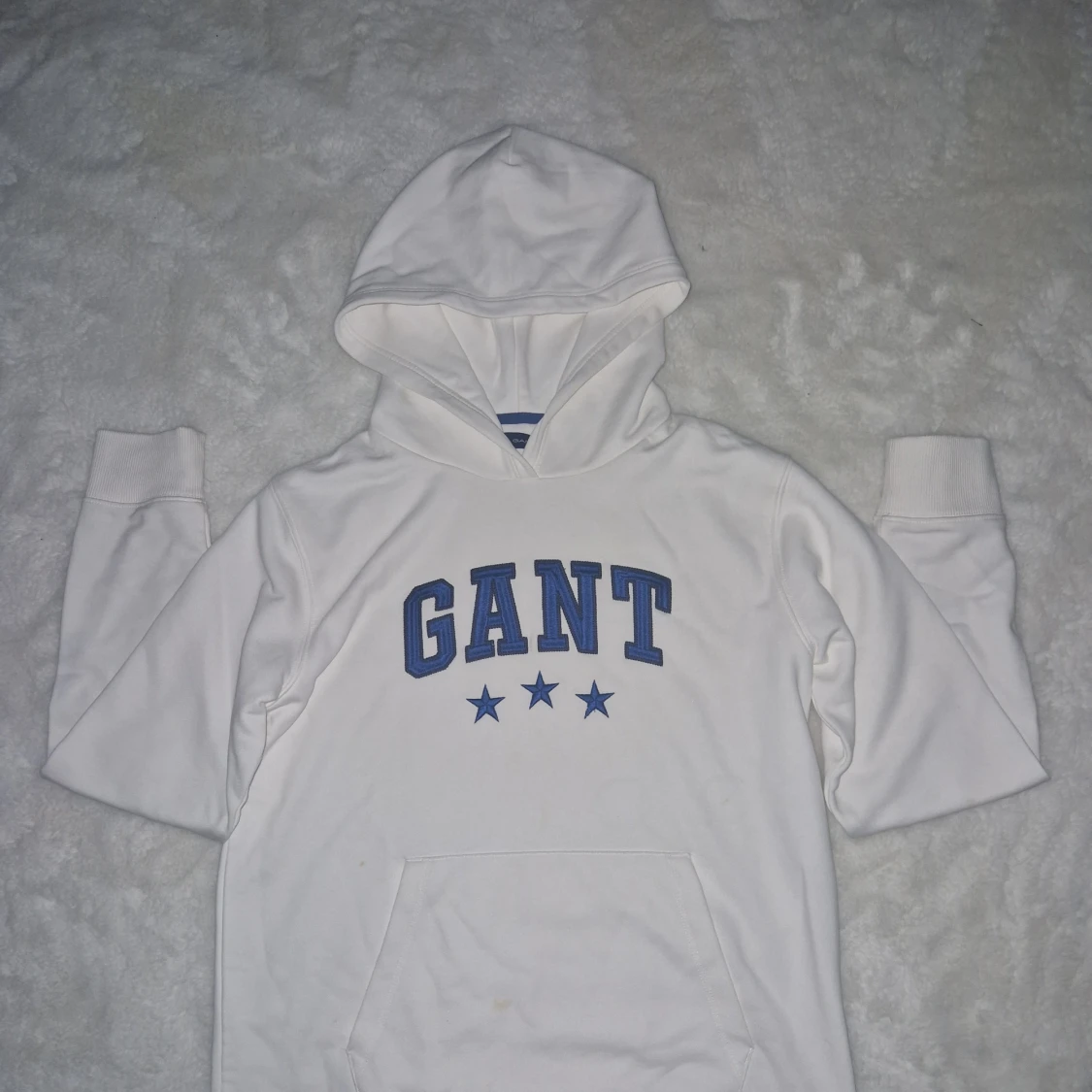 Vit hoodie från GANT