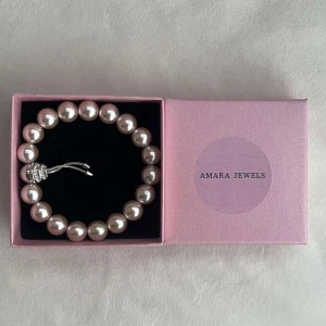 Pärlarmband  - Jättefint pärlarmband med silverdetalj✨ 