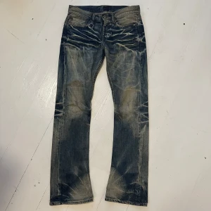 Jack Rose jeans - sköna flared jeans, japanska. unik wash. inga konstigheter, w29. midja rakt över: 40cm. innerben: 83cm. benöppning: 22cm. bara skicka prisförslag. kan gå med på trade släng mig ett offer 