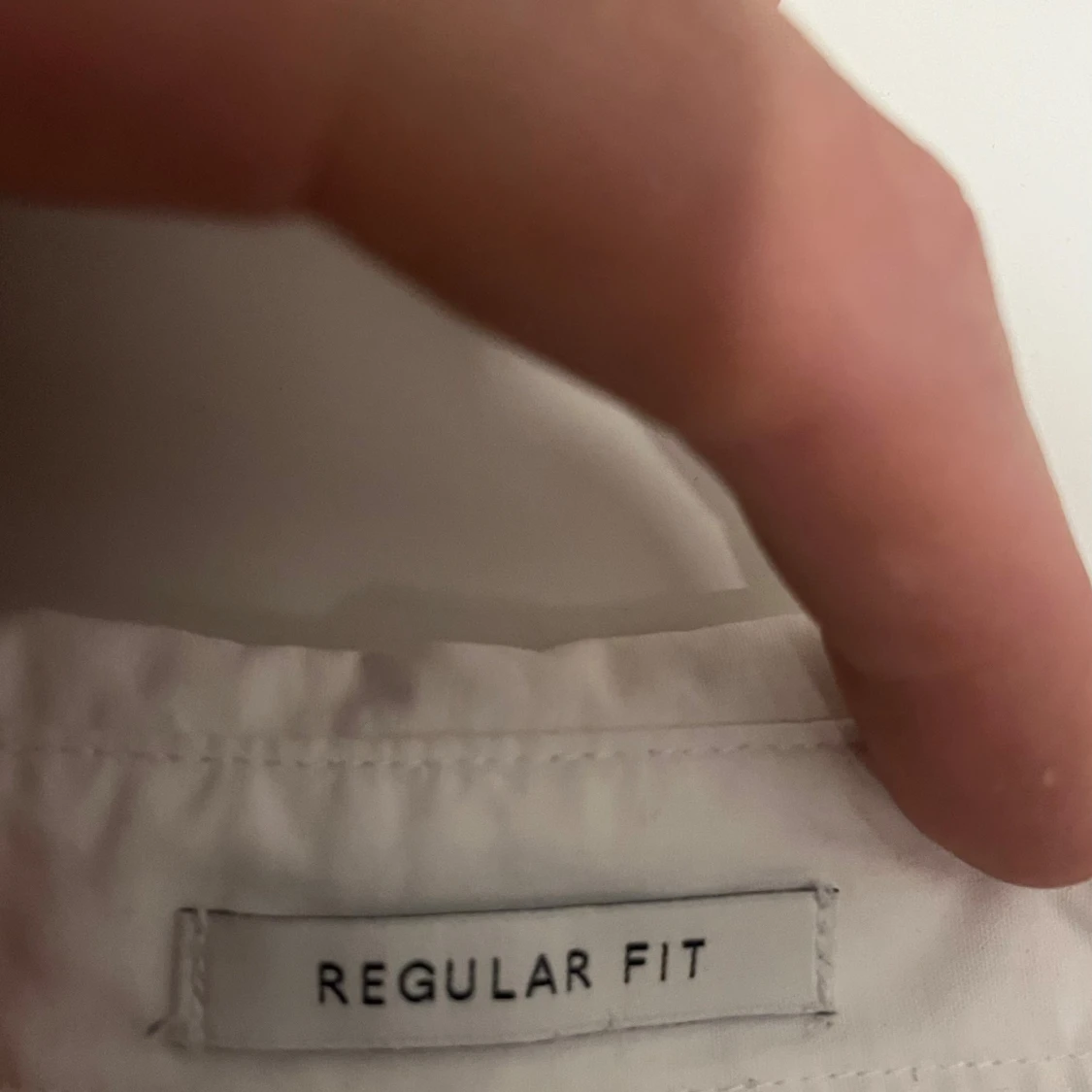 Vit skjorta från Tommy hillfiger - 92