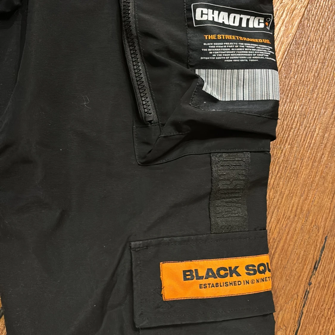 Svarta cargopants från Black Squad - 92