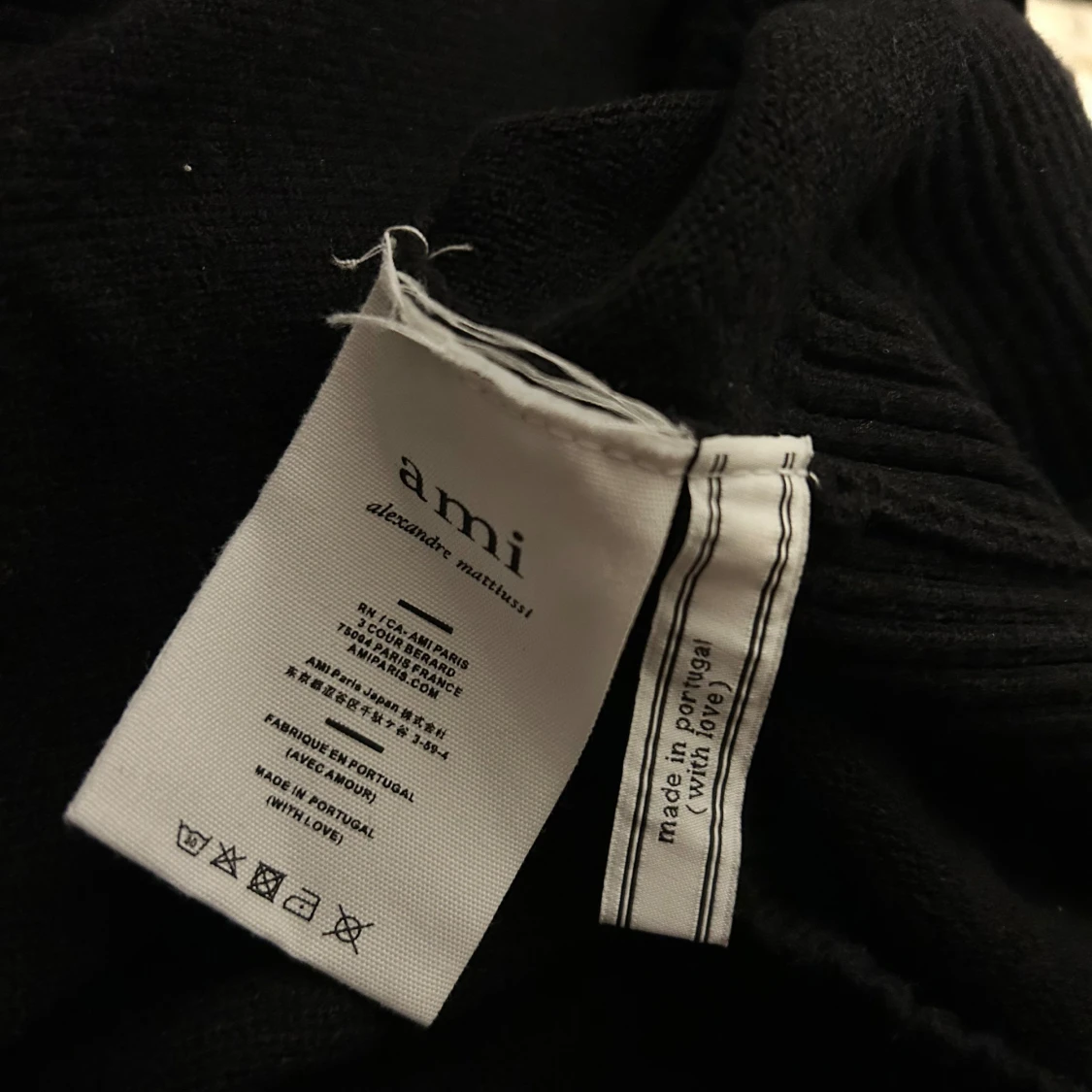 Svart polotröja från Ami - 93